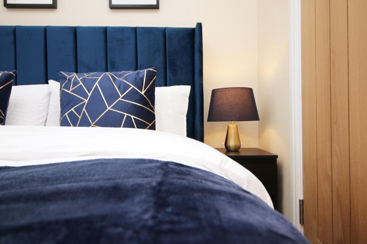 Luxury 4 Bedroom 4 Ensuite Home In Penarth Κάρντιφ Εξωτερικό φωτογραφία