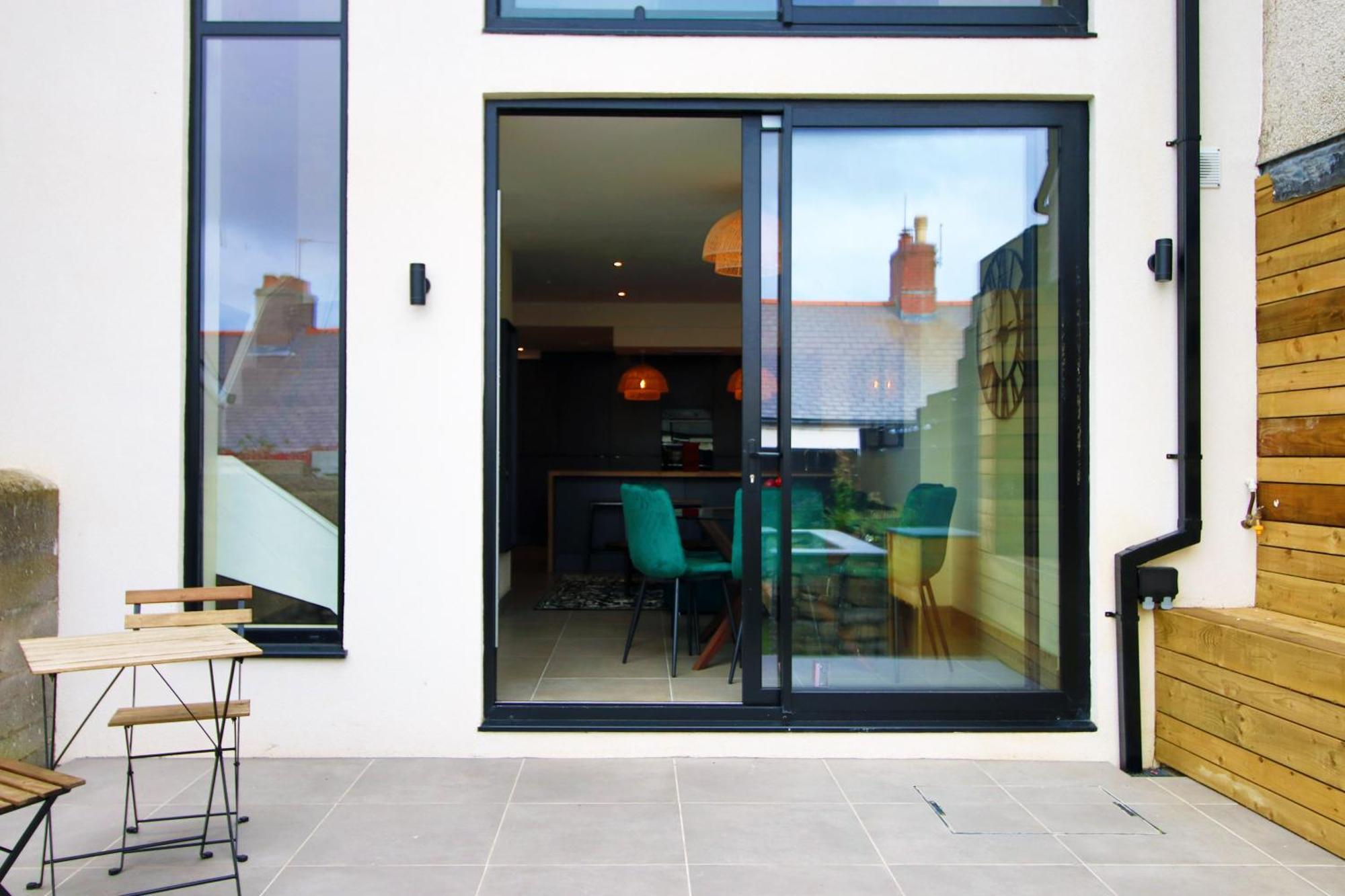 Luxury 4 Bedroom 4 Ensuite Home In Penarth Κάρντιφ Εξωτερικό φωτογραφία