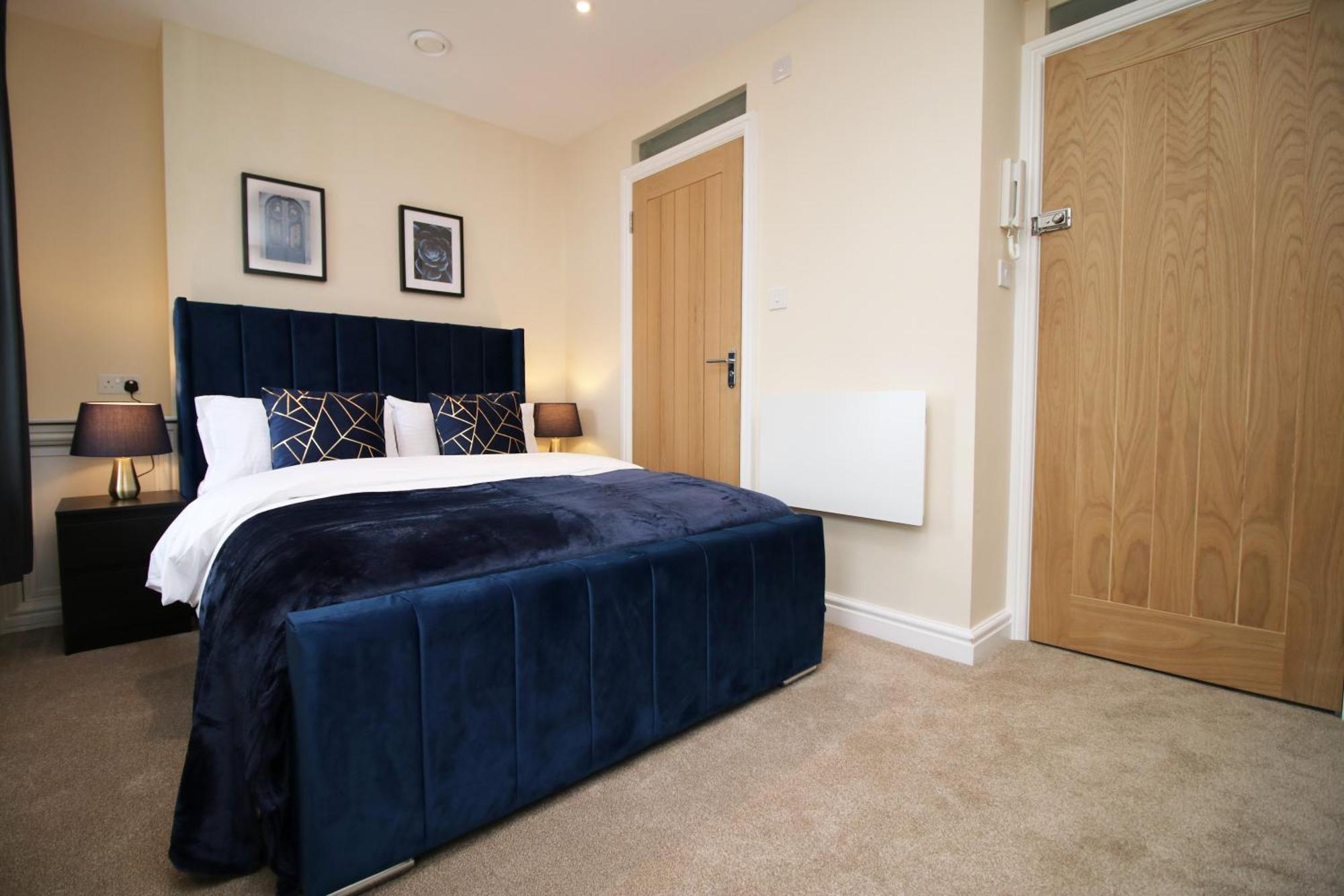 Luxury 4 Bedroom 4 Ensuite Home In Penarth Κάρντιφ Εξωτερικό φωτογραφία